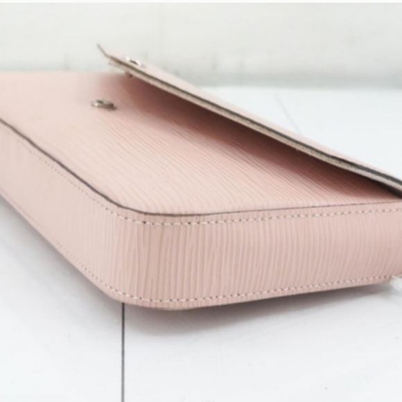 Louis Vuitton Rose Ballerine Epi Leather Pochette Felicie Bag - Picture 5 of 11